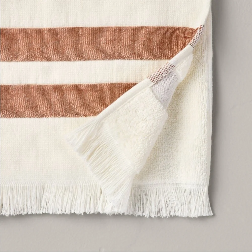 ✨ Hearth & Hand Double Stripe Cotton Hand Towel Cream/Rust- NWT